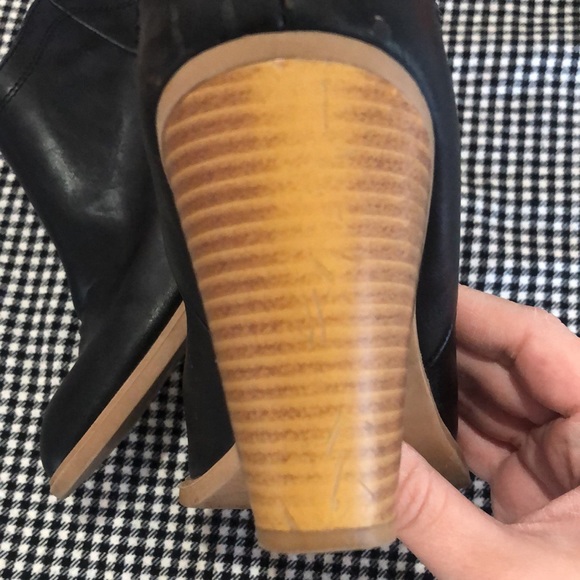 DV by Dolce Vita slide on mule heels black size 8 western style - Picture 6 of 8